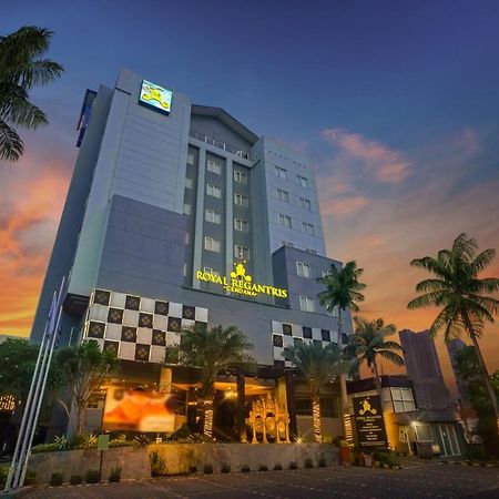 Royal Regantris Cendana Hotel Surabaya Buitenkant foto